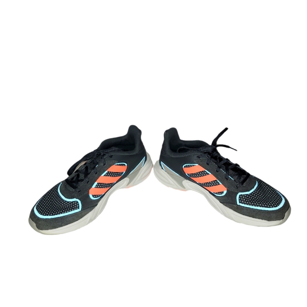 Adidas - Picture 3 of 4